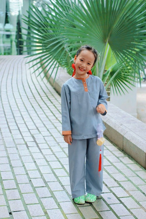 Cổ tròn viền