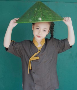Thái viền Ấn Độ nơ