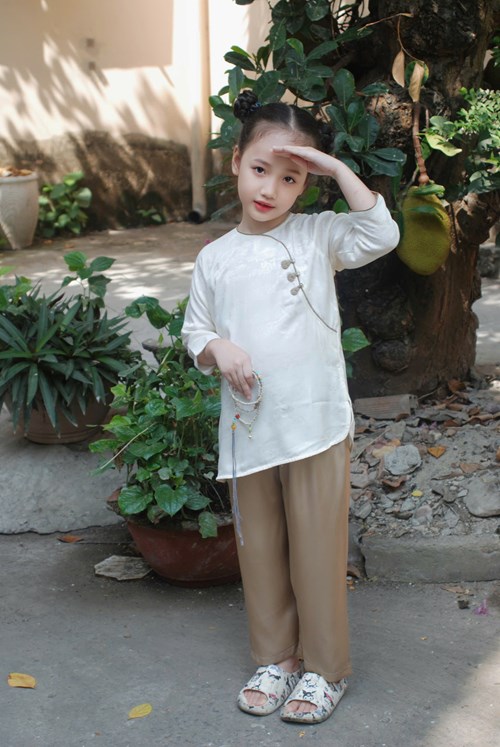Sẩm gấm 3 nút