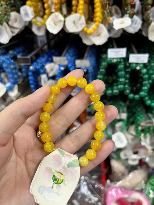 Chuỗi não nút vàng 8 li
