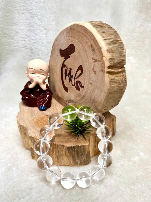Chuỗi thach anh trắng 14 li