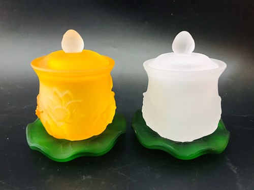 Đại Bi Sen Lưu Ly Nhỏ Vàng. Trắng