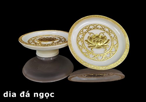Dĩa đá trắng 7in
