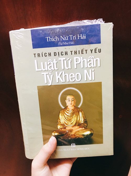Luật Tứ Phần Tỳ Kheo Ni