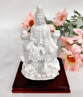 Quan âm đạp sen trắng TR11