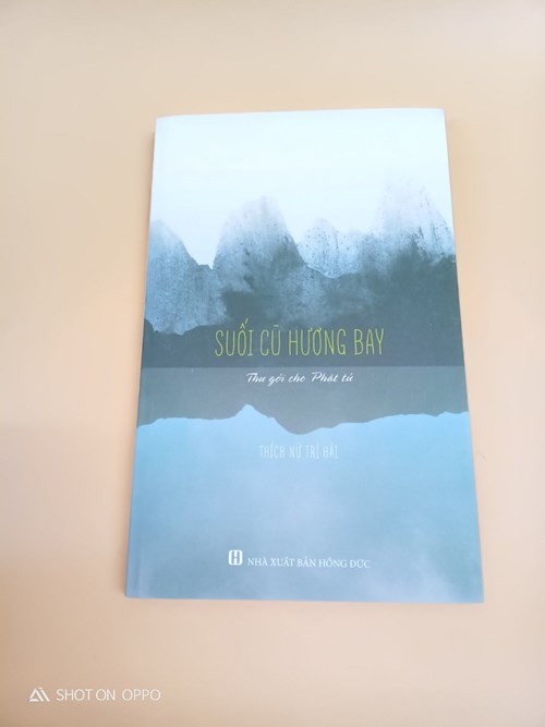 Suối cũ hương bay