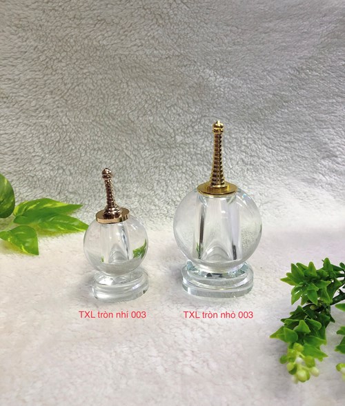 Tháp xá lợi tròn nhí