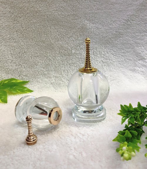 Tháp xá lợi tròn nhỏ