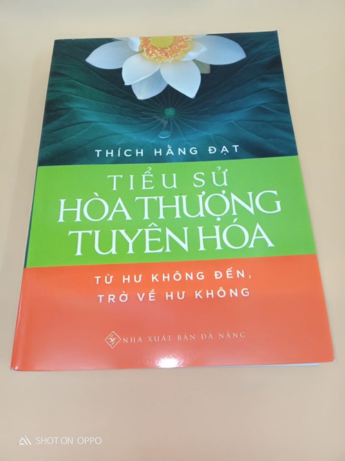 Tiểu Sử Hòa Thượng Tuyên Hóa