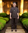 Lãnh Tụ Tay Ngắn