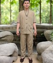 Lãnh Tụ Tay Ngắn