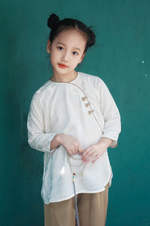Sẩm gấm 3 nút