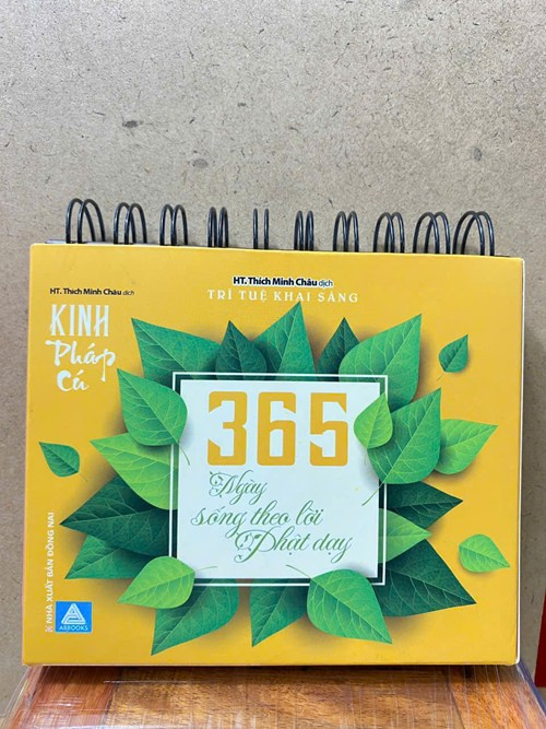 365 NGÀY SỐNG THEO LỜI PHẬT DẠY