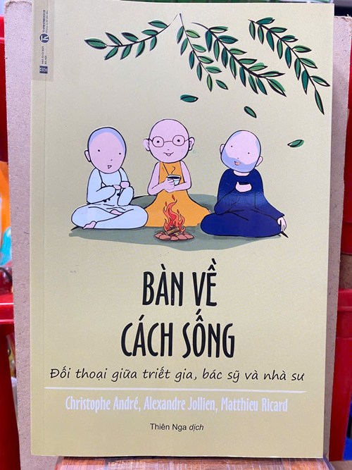 BÀN VỀ CÁCH SỐNG