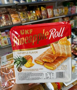 Bánh trứng cuộn vị dứa