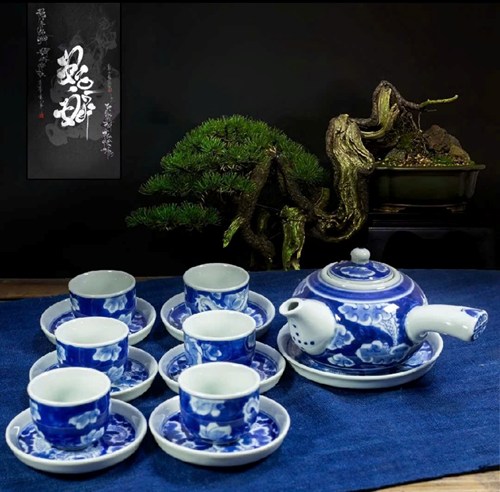 Bộ ấm chén long ẩn ngang