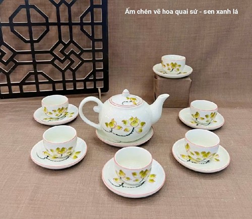 Bộ ấm chén vẽ hoa quai sứ sen XL