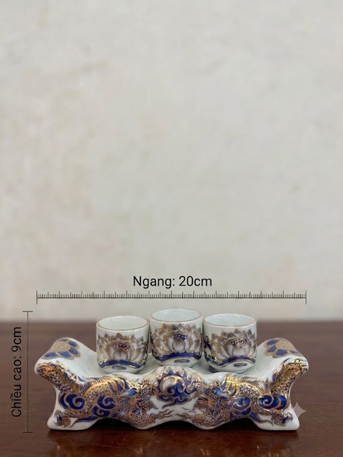 Kỷ Ngai 3 Vàng Nổi Lam