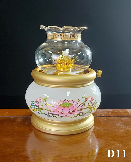 ĐÈN DẦU D11 LỚN TRẮNG
