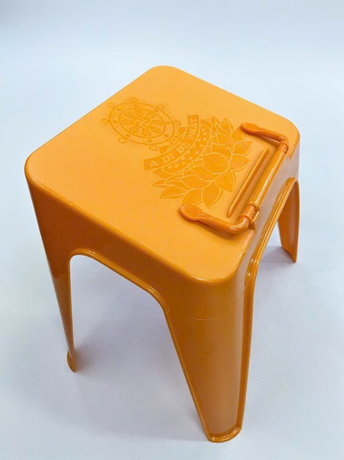 Ghế  nhựa loại 1 vàng