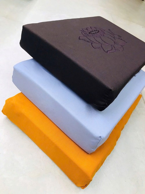 Tọa Cụ 20*30 Dày 5P