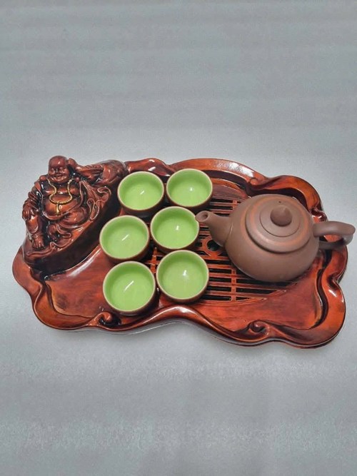 KHAY TRÀ NHỰA DI LẶC
