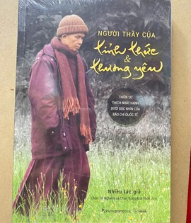 NGƯỜI THẦY CỦA TỈNH THỨC VÀ THƯƠNG YÊU