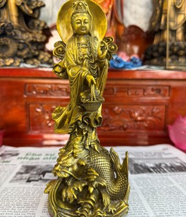 quan âm đứng 23cm