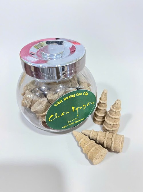 Trầm thác khói Chân Nguyên xanh