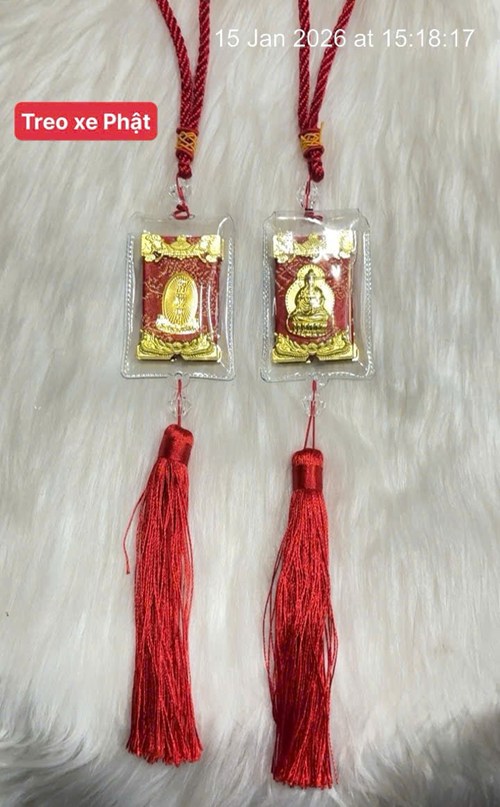 Treo xe Quan Âm chú đỏ