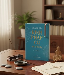 Vở chép kinh pháp cú chữ mờ