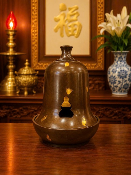 XÔNG TRẦM CHUÔNG NÂU
