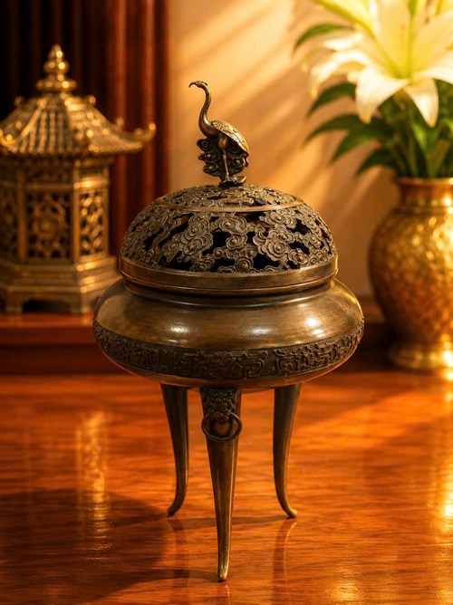 XÔNG TRẦM HẠC MÂY CHÂN CAO