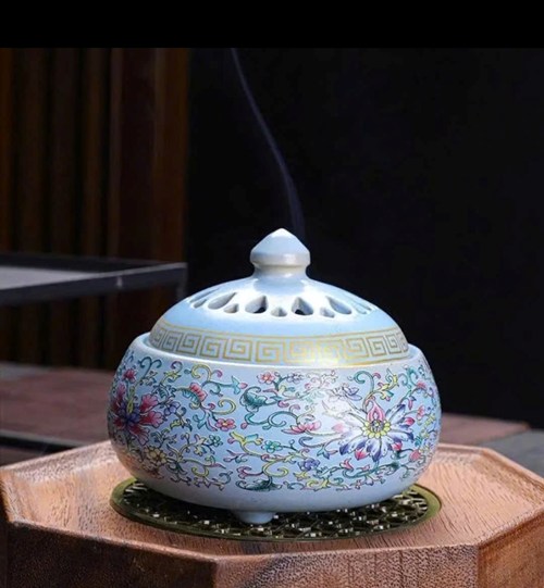 Xông trầm hoa trắng