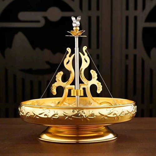 Dĩa hứng nhang hạc vàng