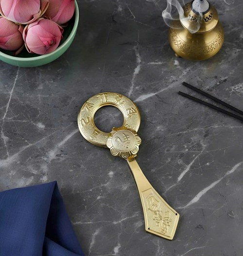 MÓC Y CHẠM VÀNG LỚN